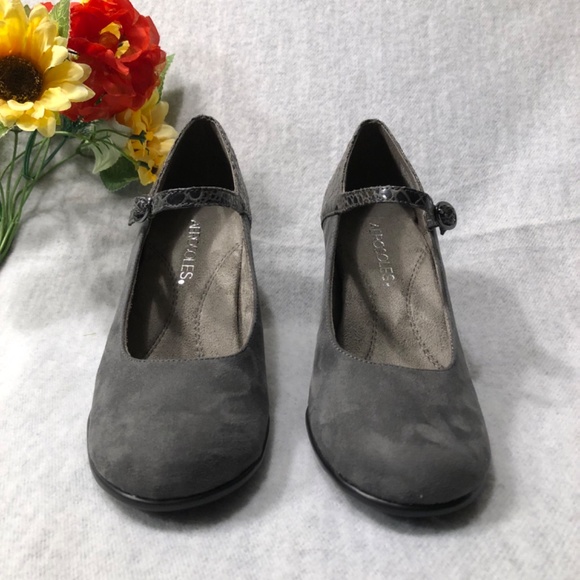 Gray Suede/Croc Heeled Mary Jane Pumps - Picture 7 of 16